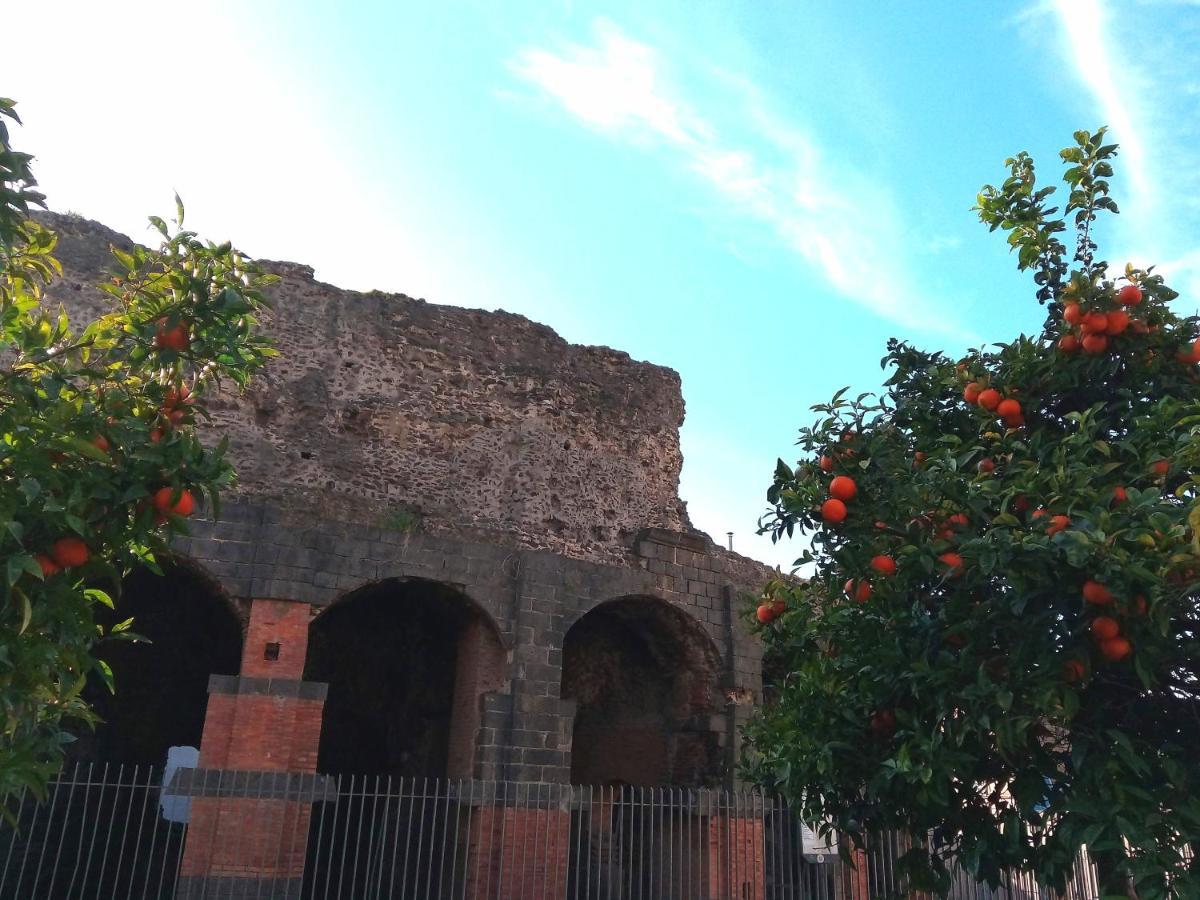 Theatron Houses Catania Exterior photo