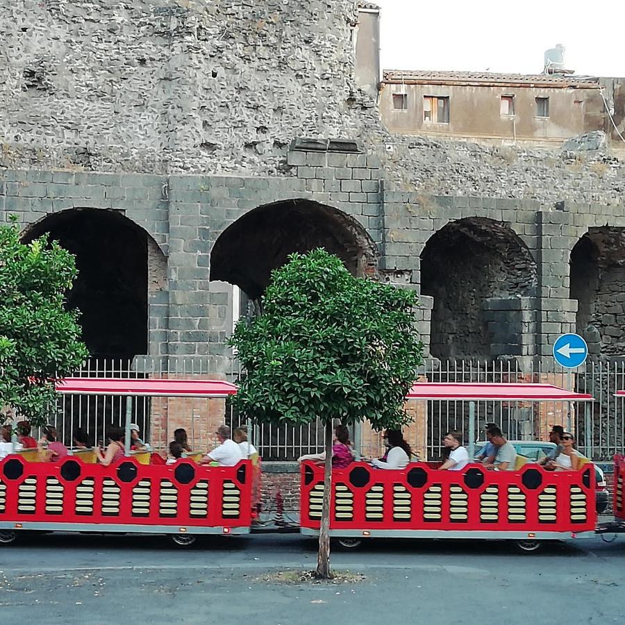 Theatron Houses Catania Exterior photo